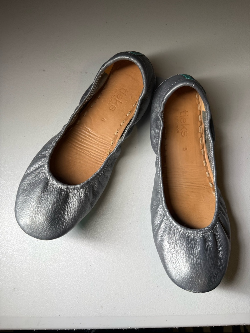Tieks Metallic Pewter Leather Ballet Flats Sz 8
